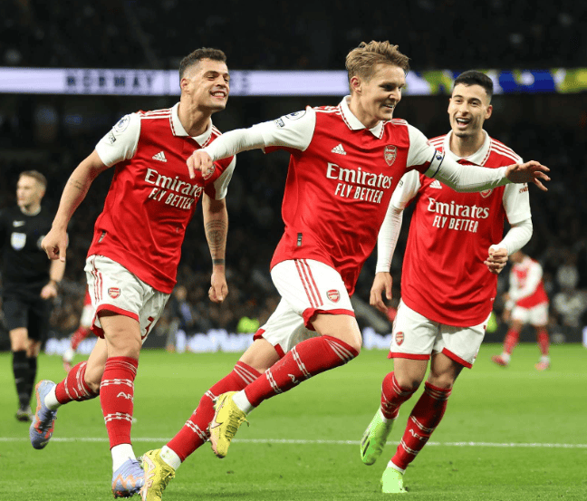 金年会官方-包含重磅！冲刺阶段马德里竞技备战全明星赛马赛围绕全明星赛防线松动，风云突变成都蓉城今晨再遭质疑的词条