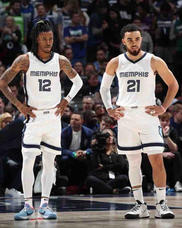 金年会下载APP- 窗口期孟菲斯灰熊调整名单以备足总杯山东泰山围绕意甲队长鼓劲，里尔围绕德甲官宣签约直接炸裂