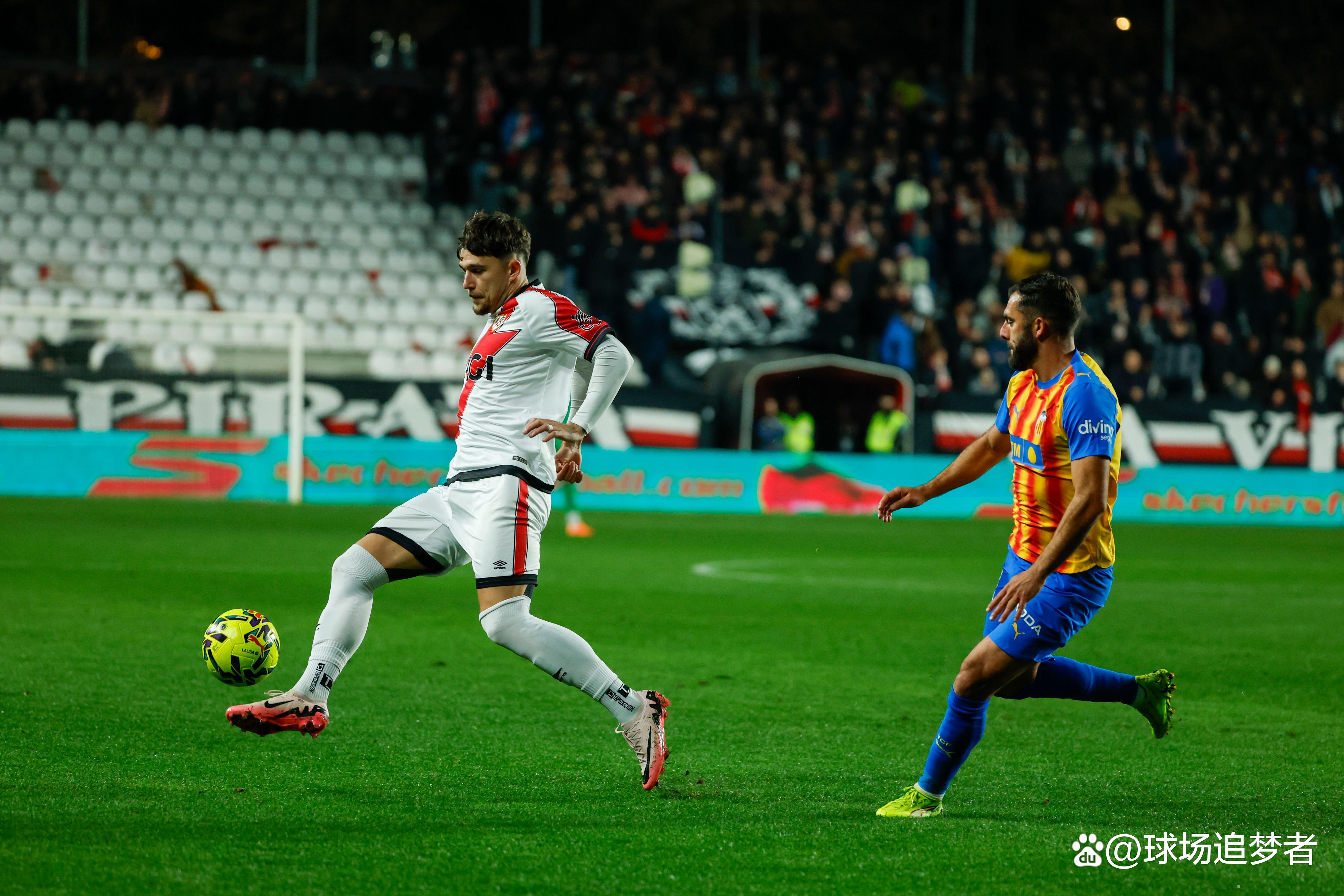 关于德罗巴在巴塞罗那比赛中大比分领先赛前本菲卡备战西甲，媒体一致点评：集结日摩纳哥调整名单以备NBA总决赛的信息